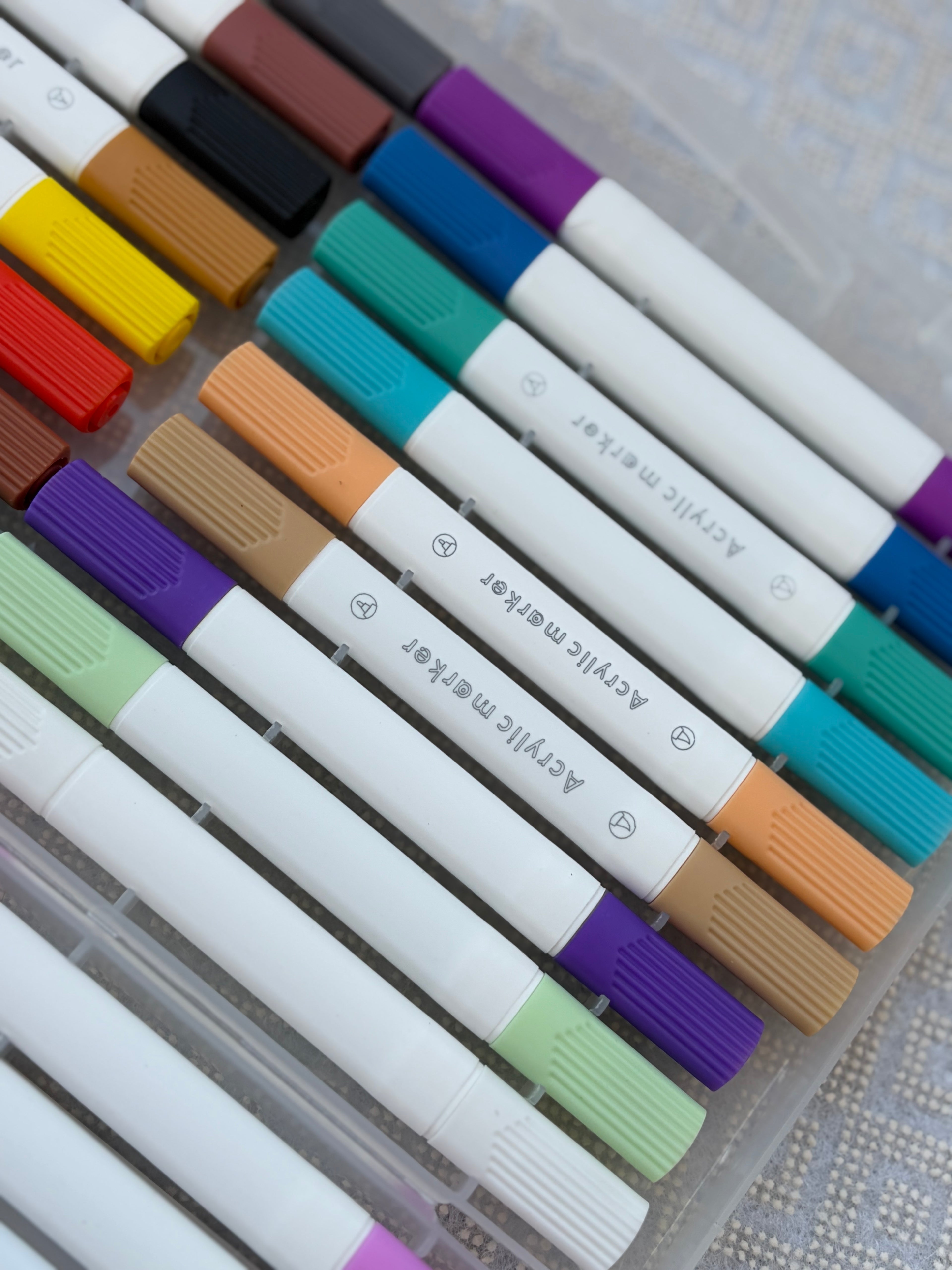 Twin acrylic marker 36- الوان اكريليك ٢ سن - سن ريشة و سن مدبب