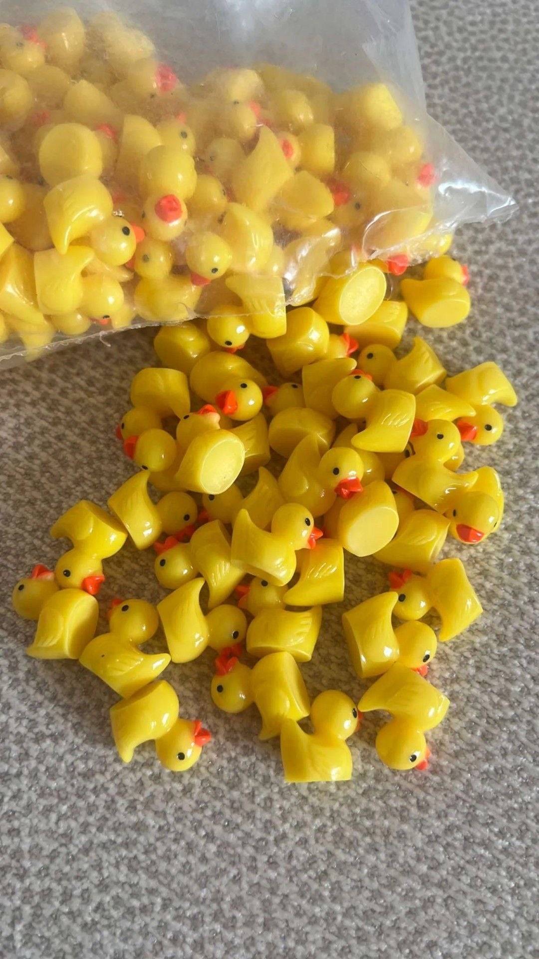 Mini yellow duck 🐥
