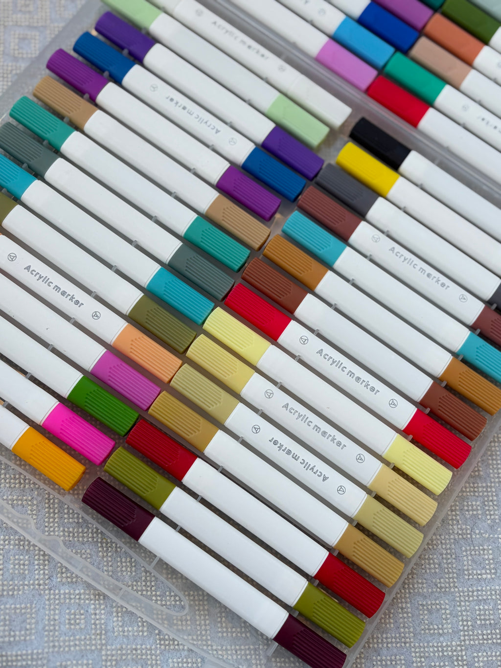 Twin acrylic marker 60- الوان اكريليك ٢ سن - سن ريشة و سن مدبب