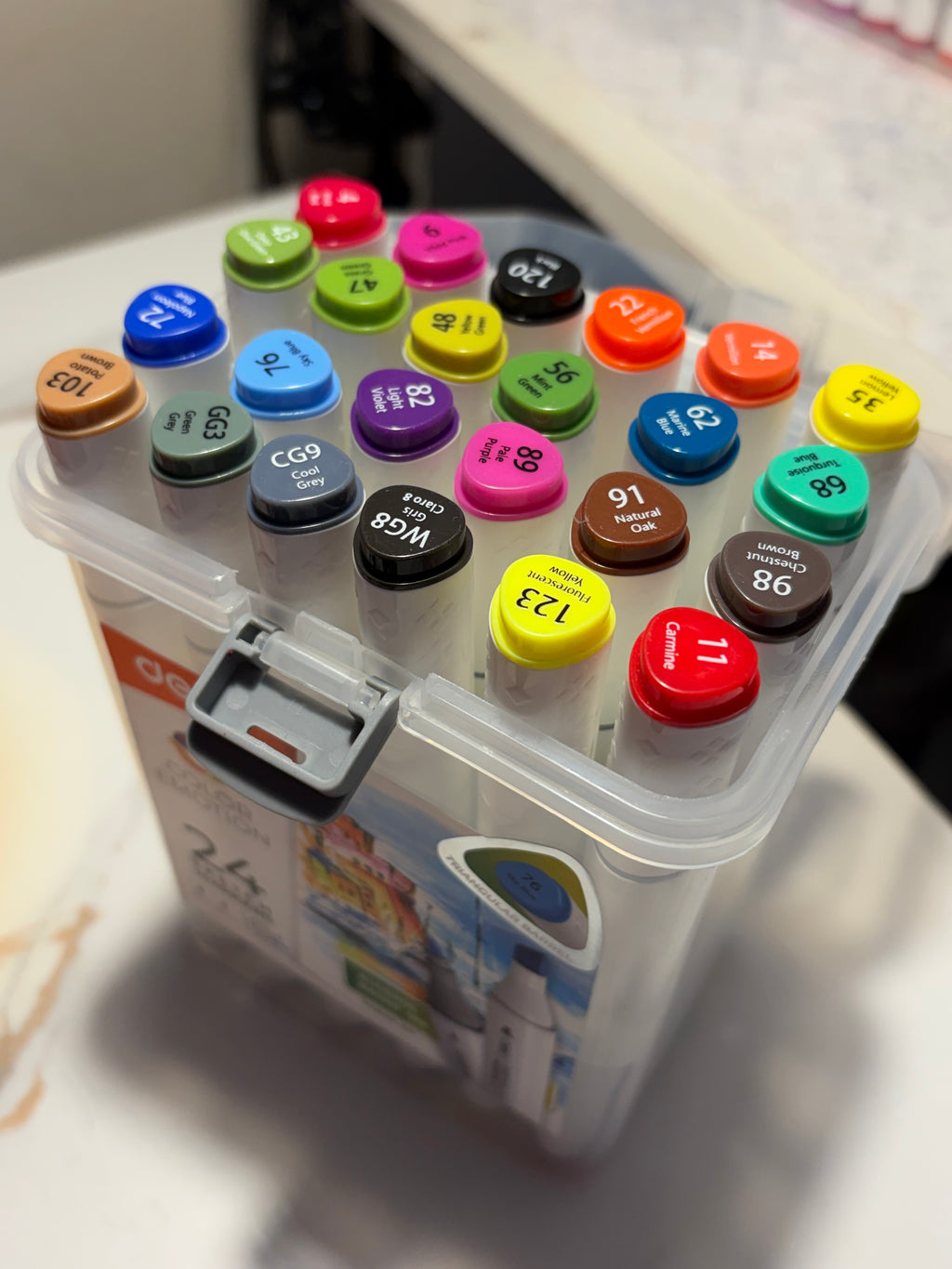 Deli 24 sketch markers