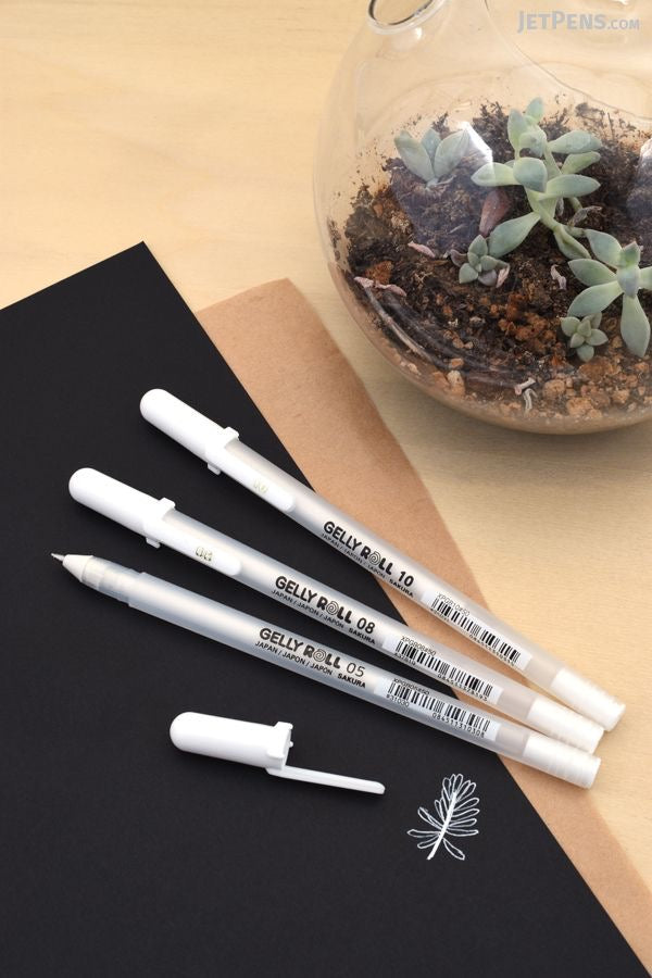 White Gel Pen – Gelly Roll